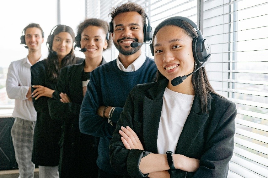 Maintain communication with Vietnamese customers.  Support issue resolution, feedback collection, and future sales.